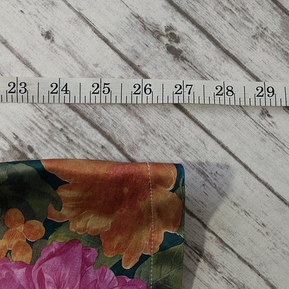 Tatyana Navy Floral Dress with Crocheted N… - Picture 8 of 11